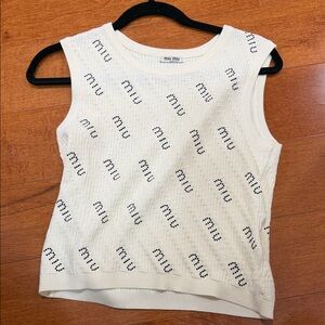 [Miu Miu] Ivory Knit Vest